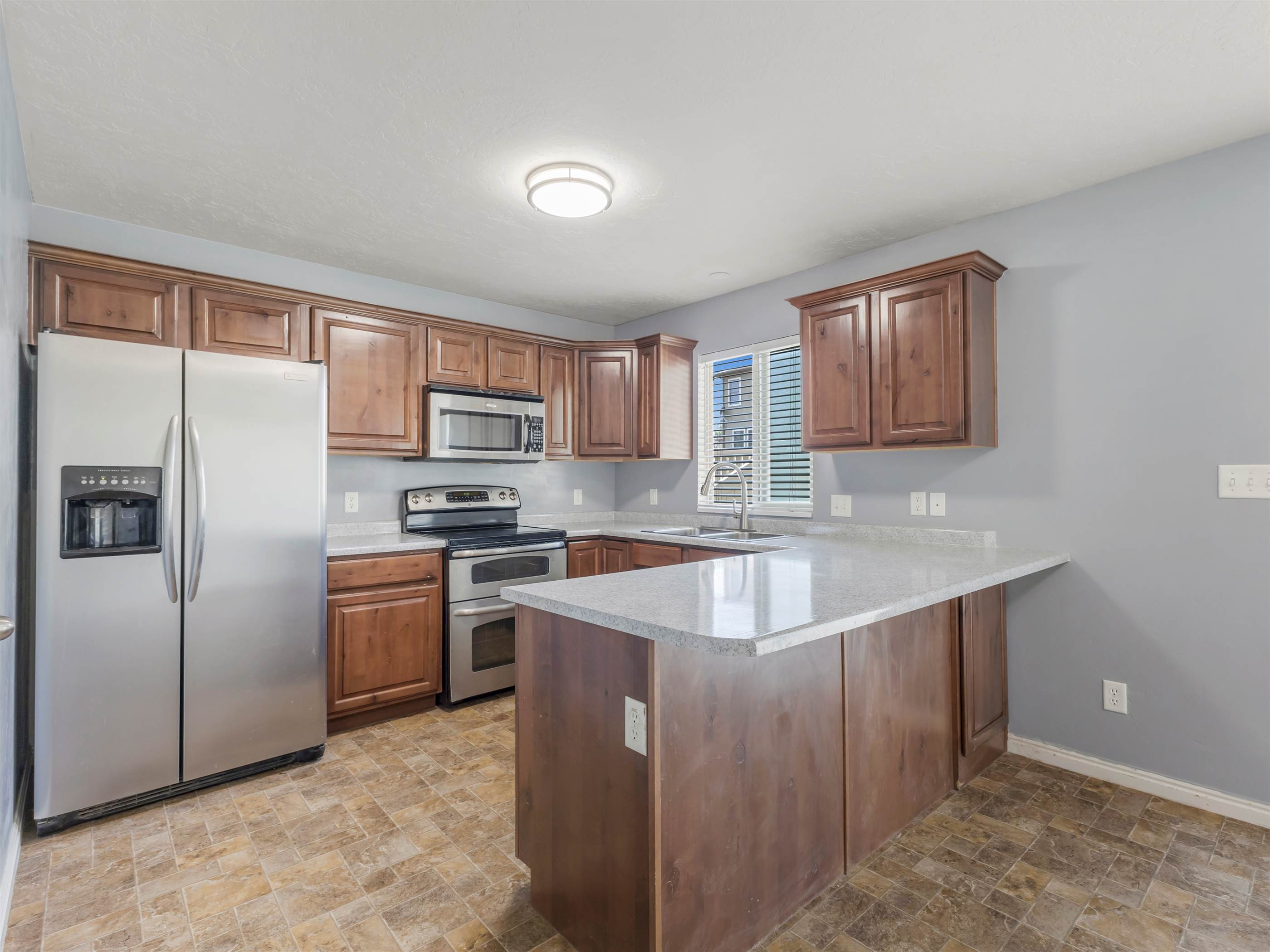 1907 N Bountiful Way, Saratoga Springs, UT 84045