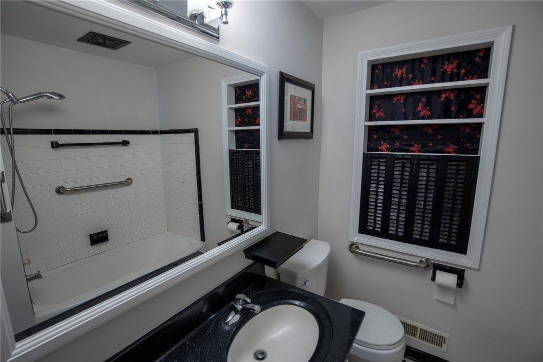 832 Dewitt Road, Webster, NY 14580