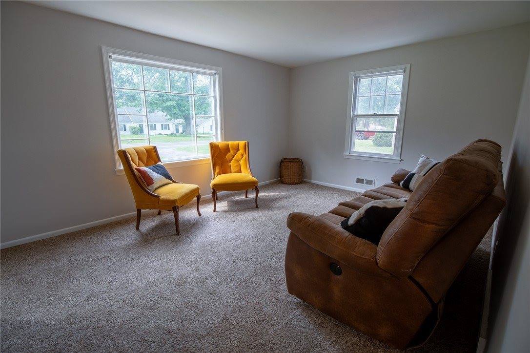 832 Dewitt Road, Webster, NY 14580