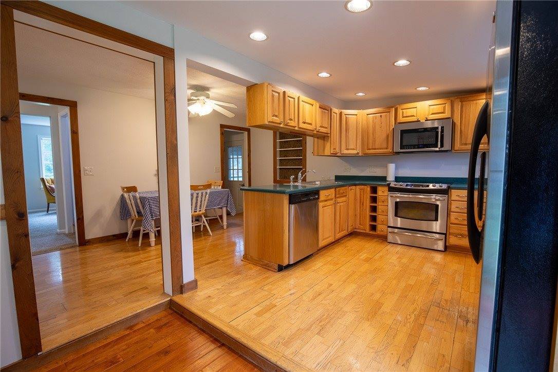 832 Dewitt Road, Webster, NY 14580