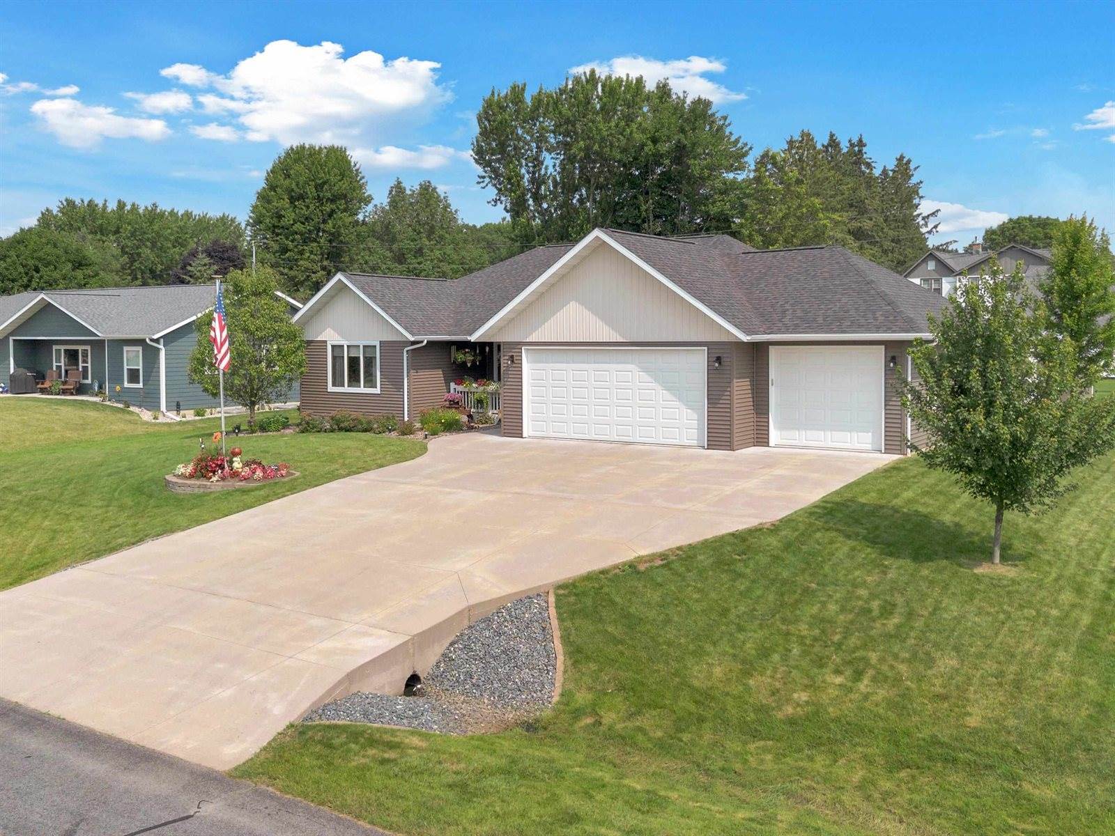 7928 Evergreen Street, Hewitt, WI 54441