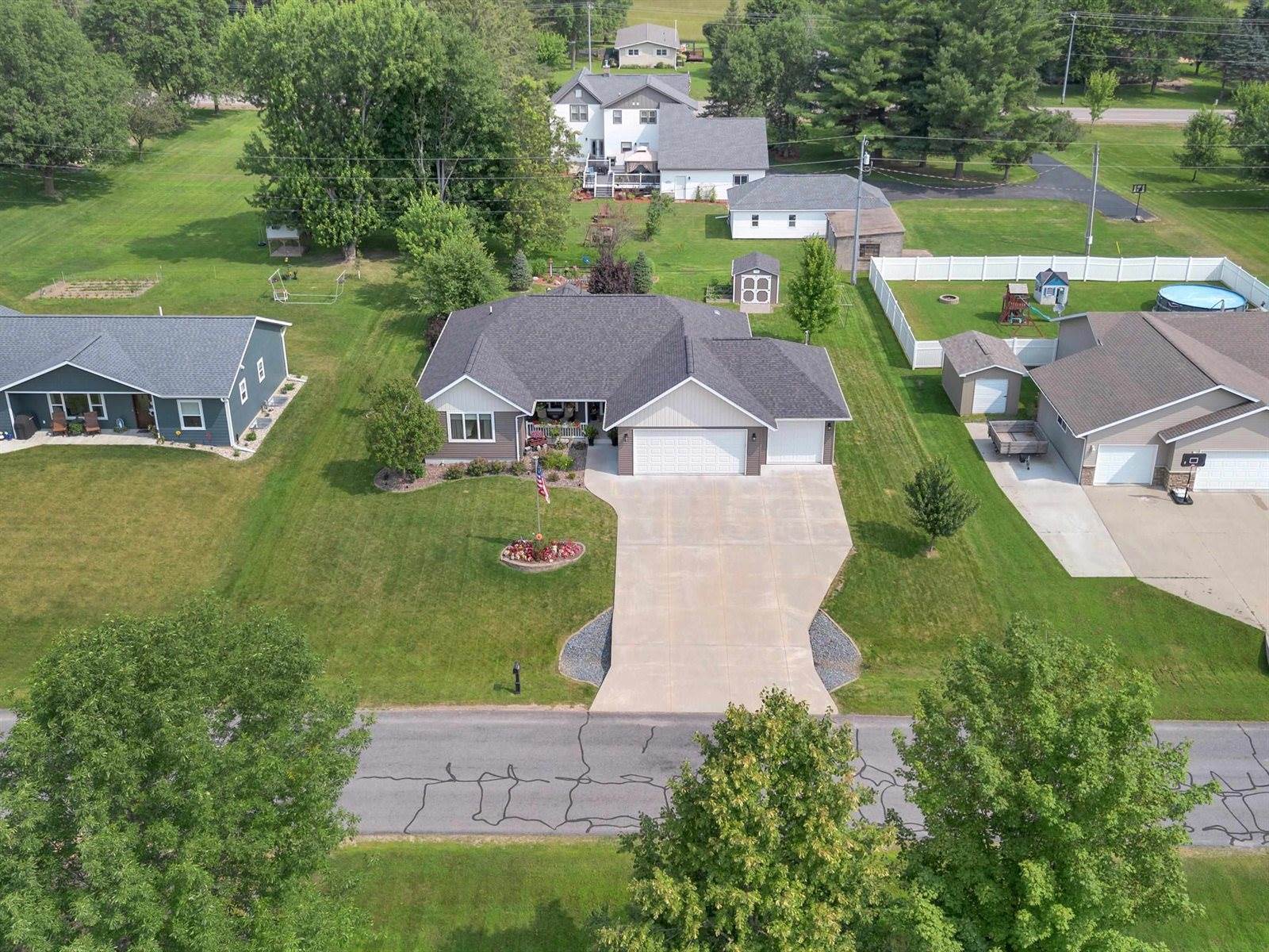 7928 Evergreen Street, Hewitt, WI 54441