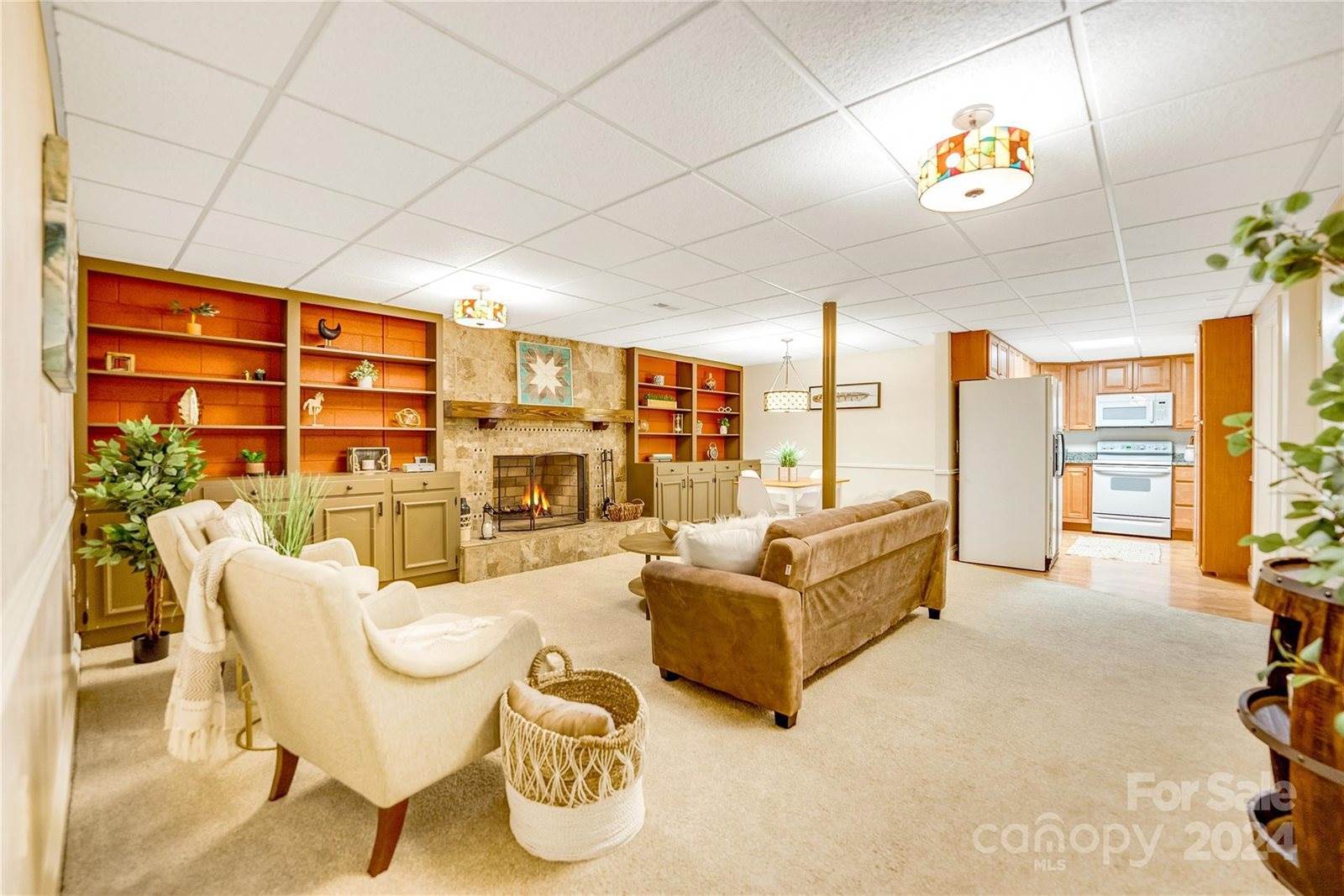 5 Cobble Hill Road, Fairview, NC 28730