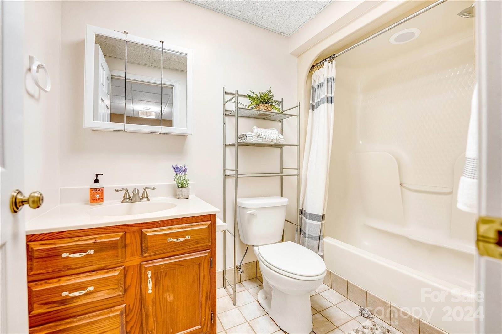 5 Cobble Hill Road, Fairview, NC 28730