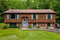 3402 Middle Road, Sidney, ME 04330