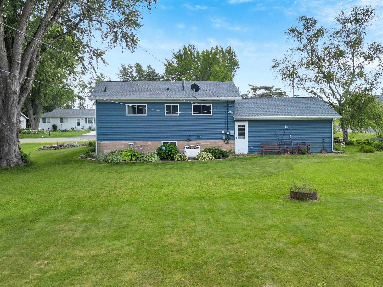 225 W 28th Street, Marshfield, WI 54449