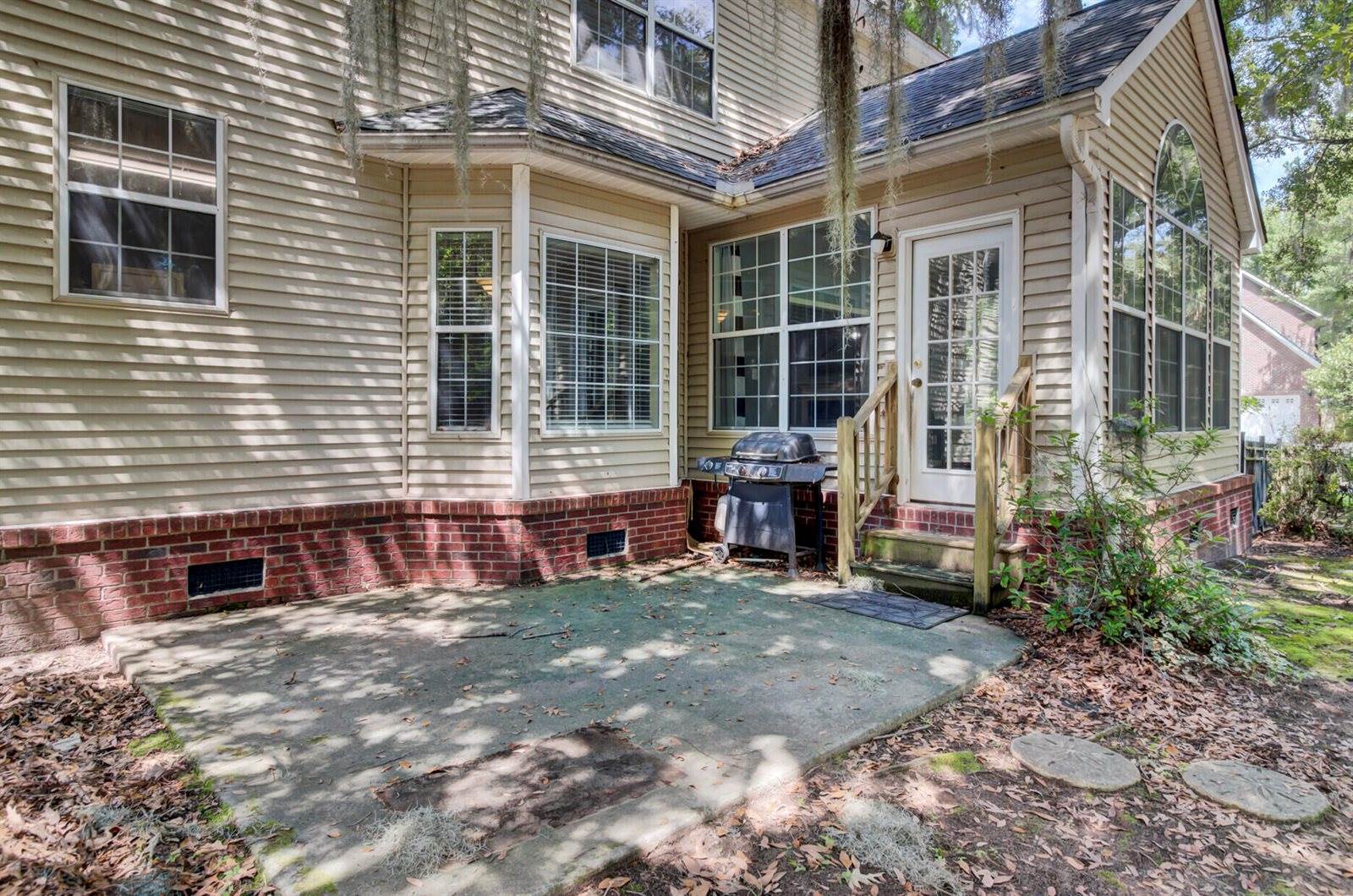 8773 Laurel Grove Lane, North Charleston, SC 29420