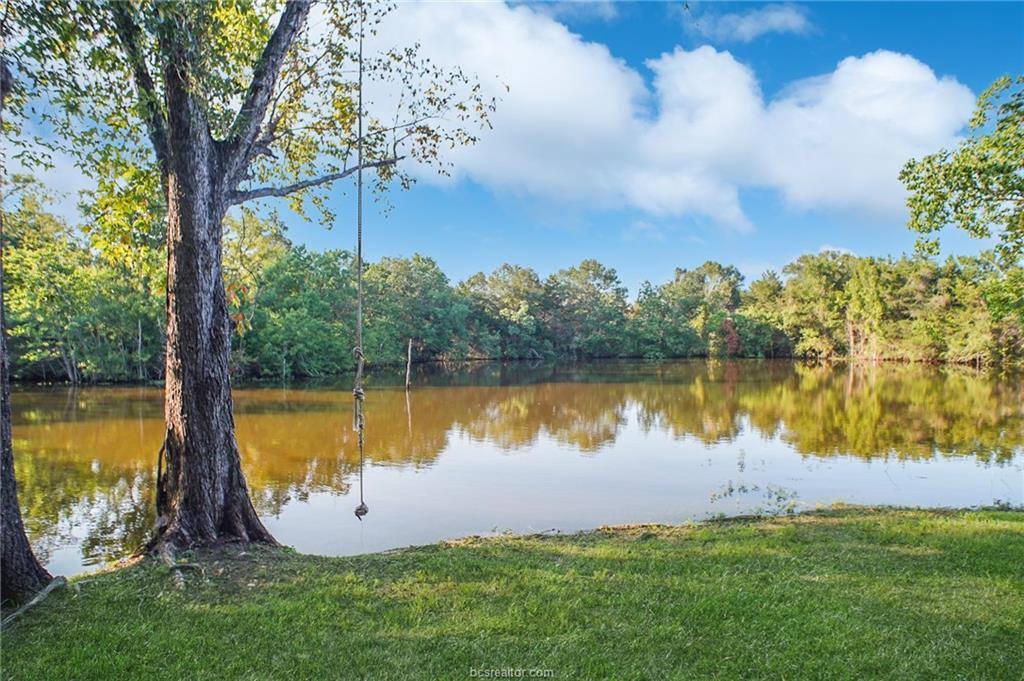 13141 Hopes Creek Meadow, College Station, TX 77845