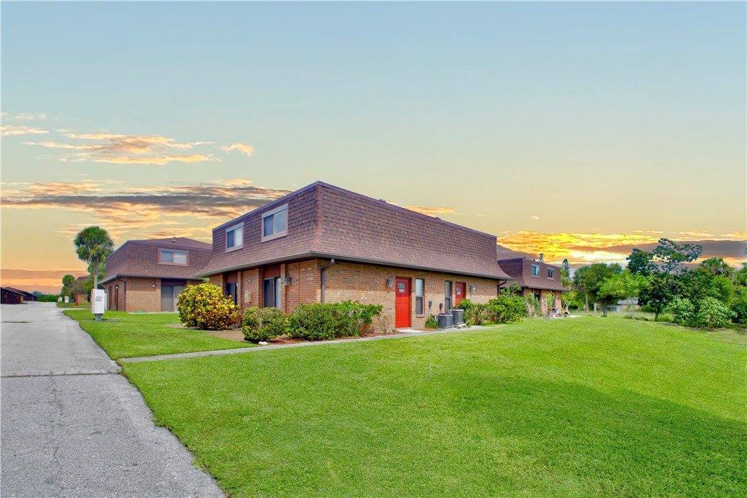 4712-4718 Overlook Drive NE, Palm Bay, FL 32905