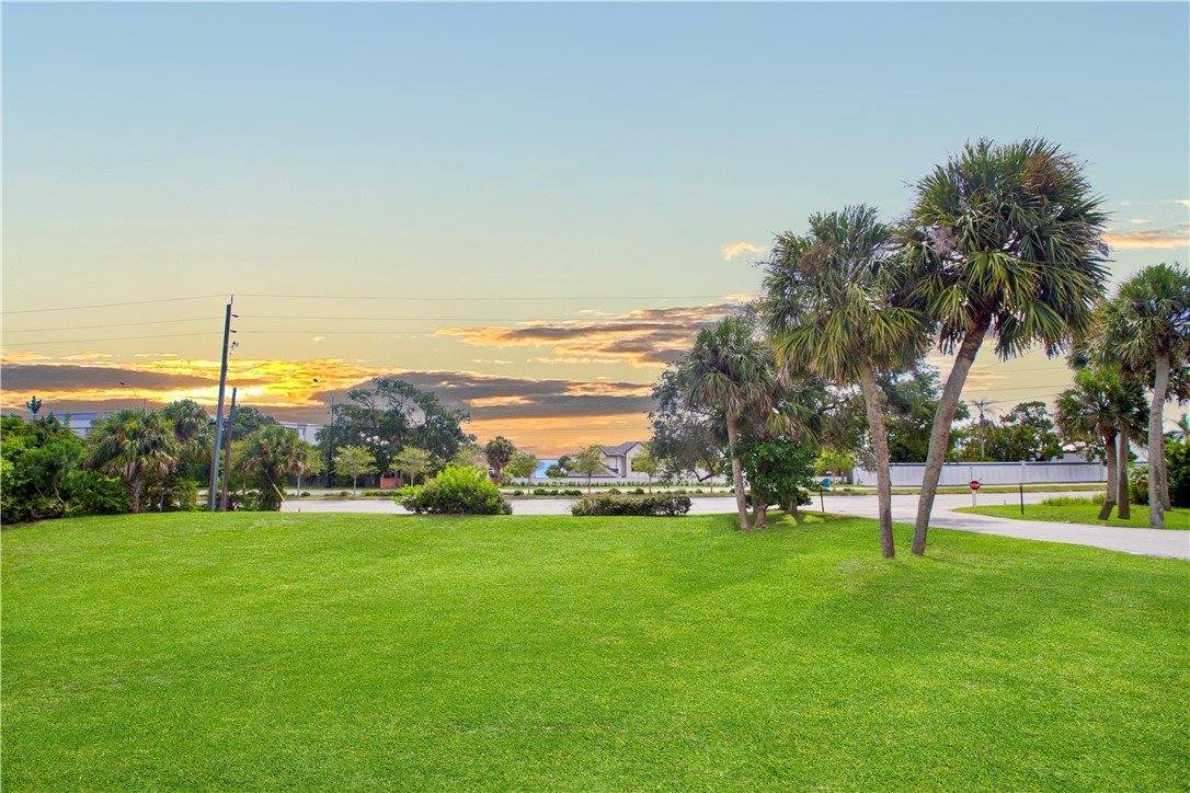 4712-4718 Overlook Drive NE, Palm Bay, FL 32905