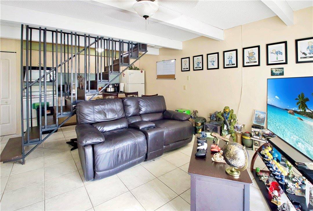 4712-4718 Overlook Drive NE, Palm Bay, FL 32905