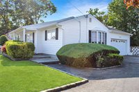 1336 Herzel Boulevard, West Babylon, NY 11704