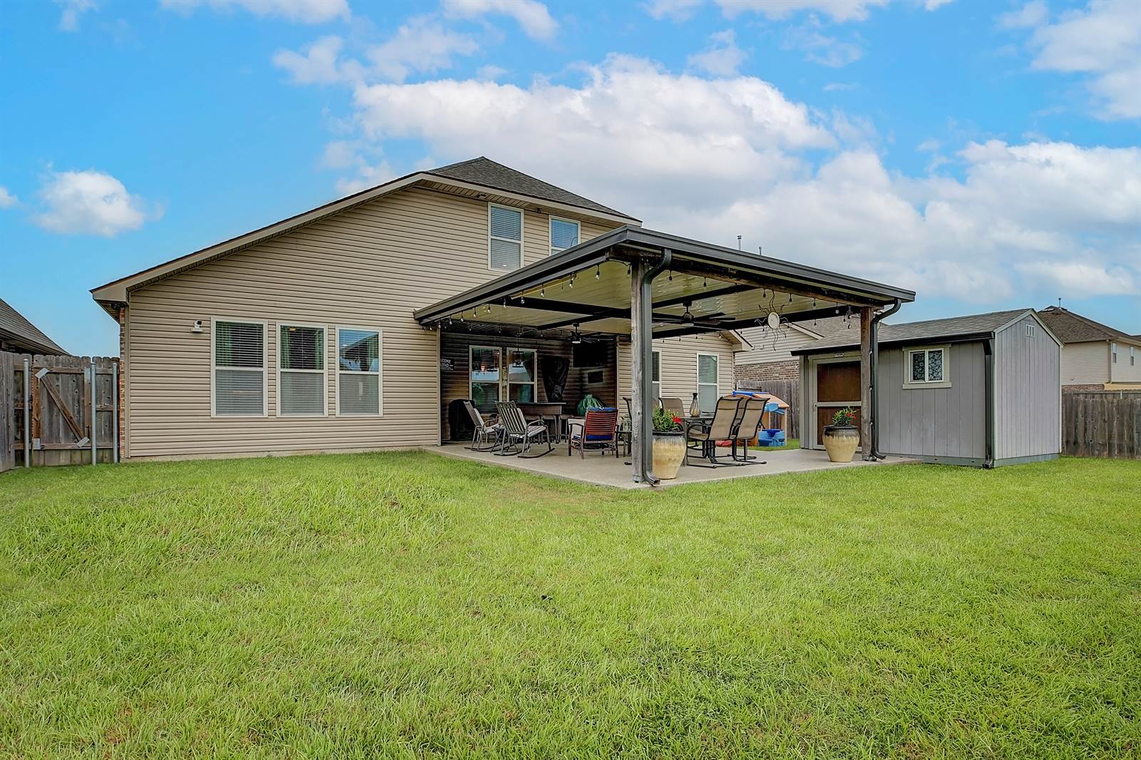 200 Vert Dr, Youngsville, LA 70592