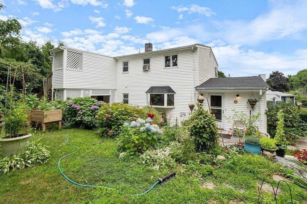 6 Sheridan St, Woburn, MA 01801