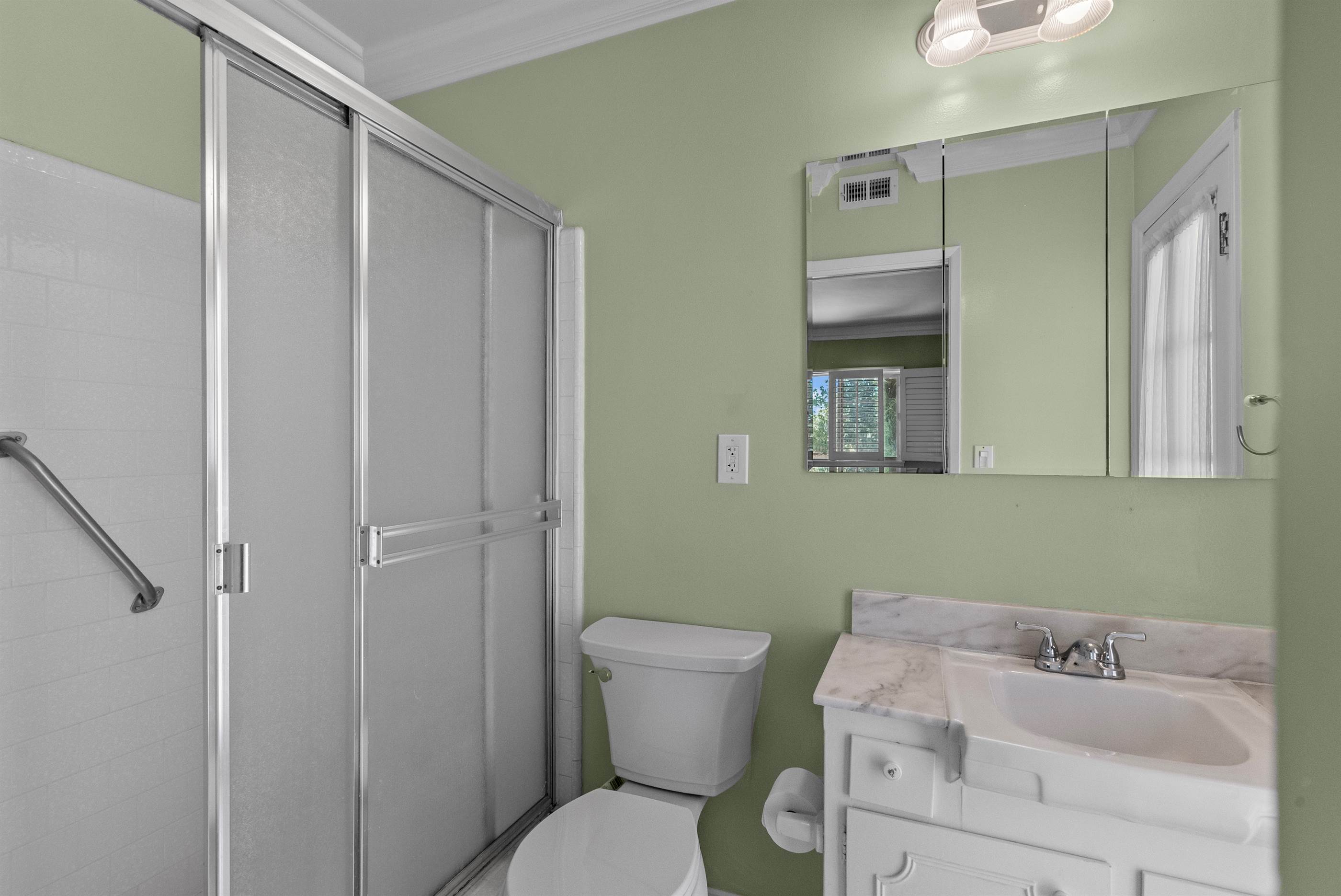 9521 Geyser Avenue, Northridge, CA 91324