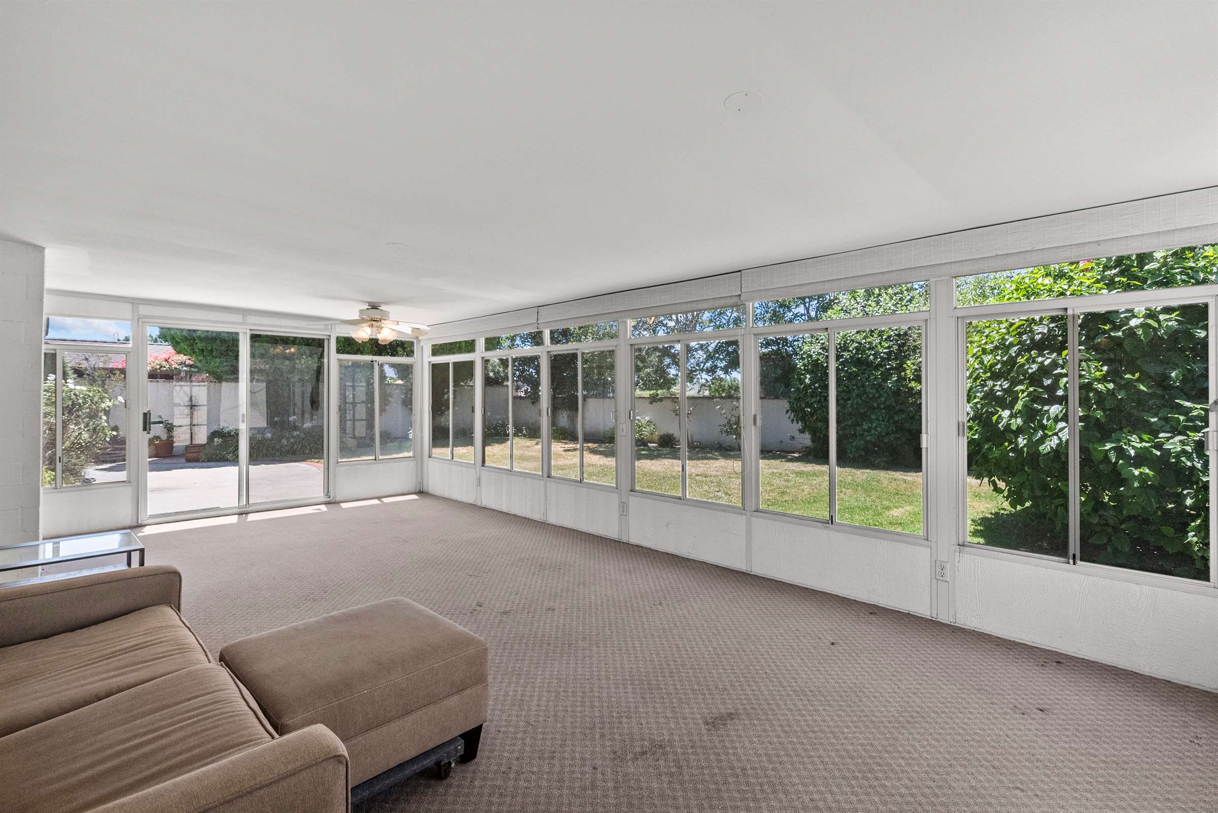 9521 Geyser Avenue, Northridge, CA 91324