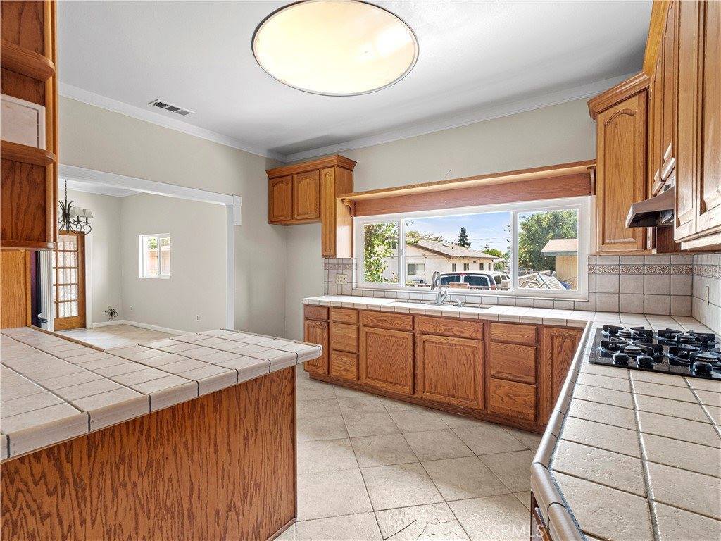 13482 Brownell Street, San Fernando, CA 91340