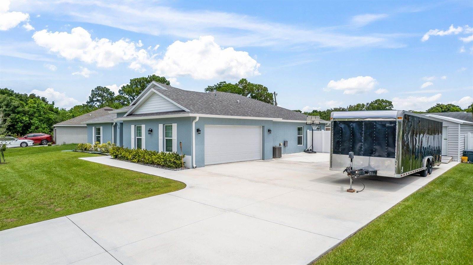 470 NW Concord Drive, Port Saint Lucie, FL 34983