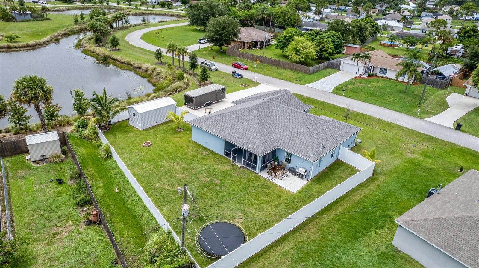 470 NW Concord Drive, Port Saint Lucie, FL 34983