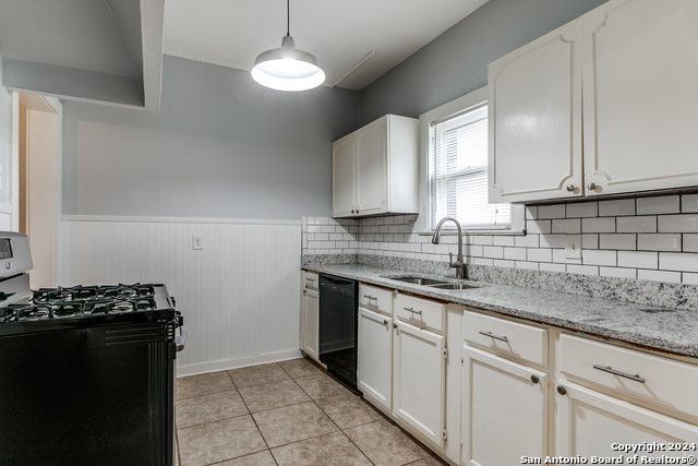 551 West Highland Blvd, San Antonio, TX 78210