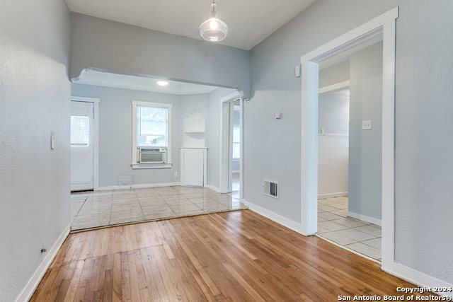 551 West Highland Blvd, San Antonio, TX 78210