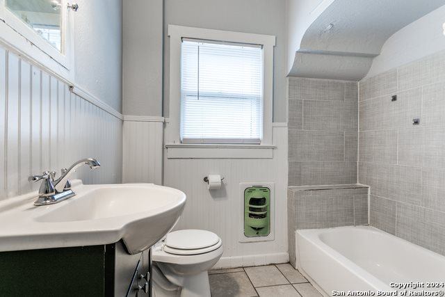 551 West Highland Blvd, San Antonio, TX 78210