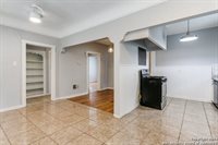 551 West Highland Blvd, San Antonio, TX 78210