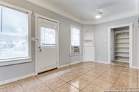 551 West Highland Blvd, San Antonio, TX 78210