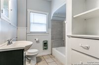 551 West Highland Blvd, San Antonio, TX 78210