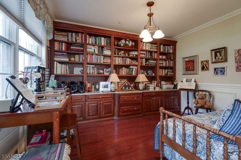 28 Zachary Way, Mount Arlington, NJ 07856