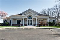 28 Zachary Way, Mount Arlington, NJ 07856