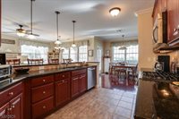 28 Zachary Way, Mount Arlington, NJ 07856