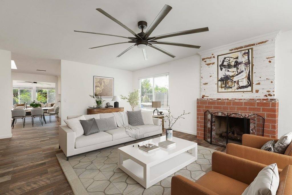 4804 Royal Greens Pl, San Diego, CA 92117