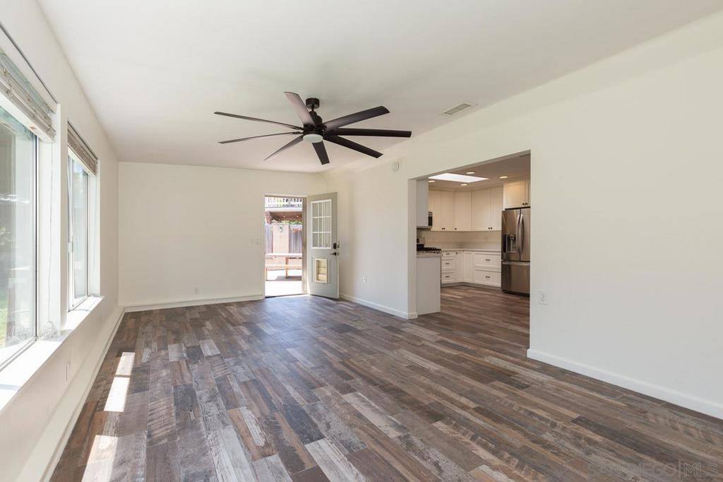 4804 Royal Greens Pl, San Diego, CA 92117