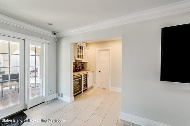 28 Juni Court, Staten Island, NY 10314