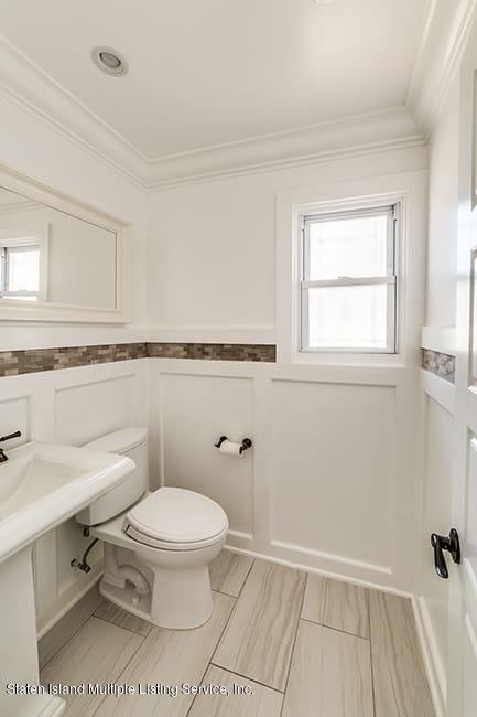 28 Juni Court, Staten Island, NY 10314