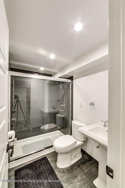 28 Juni Court, Staten Island, NY 10314