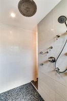 28 Juni Court, Staten Island, NY 10314