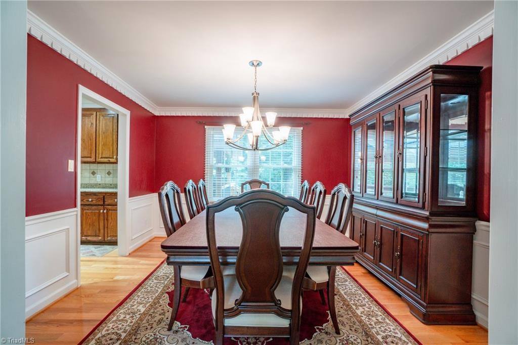 5929 Woodfield Drive, Kernersville, NC 27284