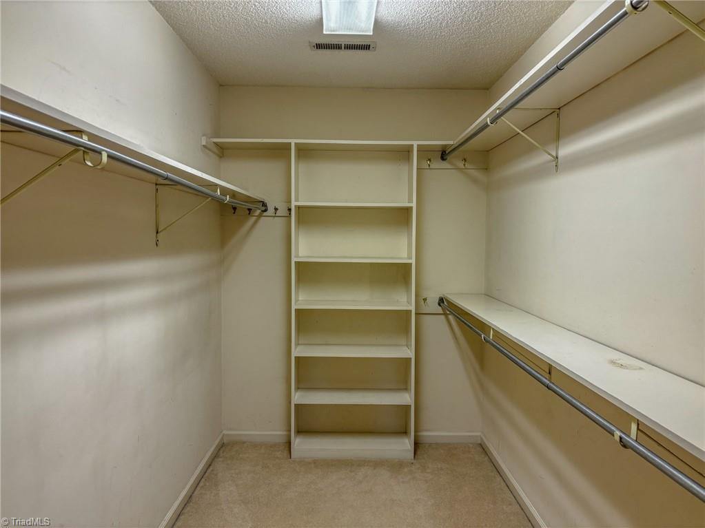 5929 Woodfield Drive, Kernersville, NC 27284