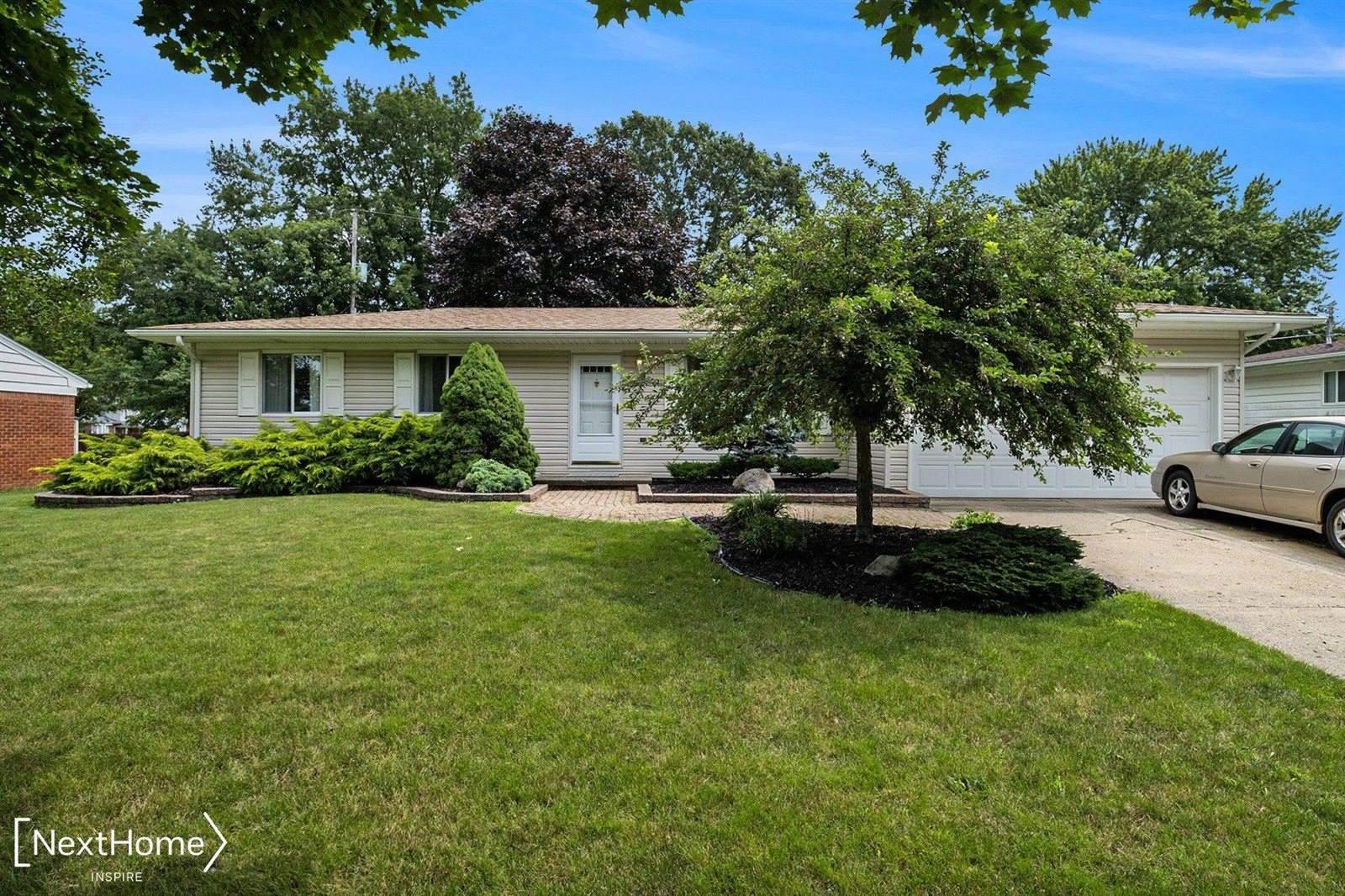 411 Windmill Point Drive, Flushing, MI 48433