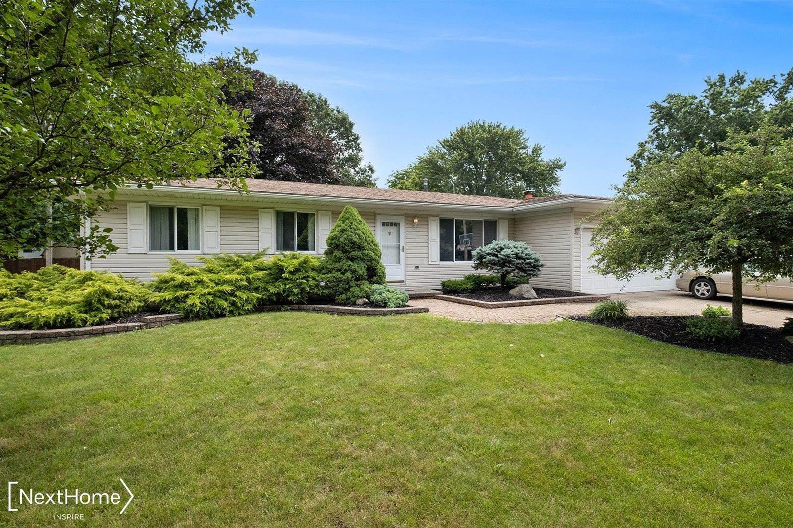 411 Windmill Point Drive, Flushing, MI 48433