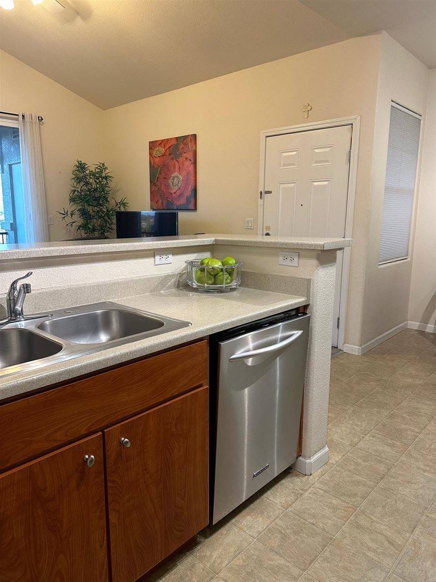 1240 Whitney Ranch Parkway, Rocklin, CA 95765