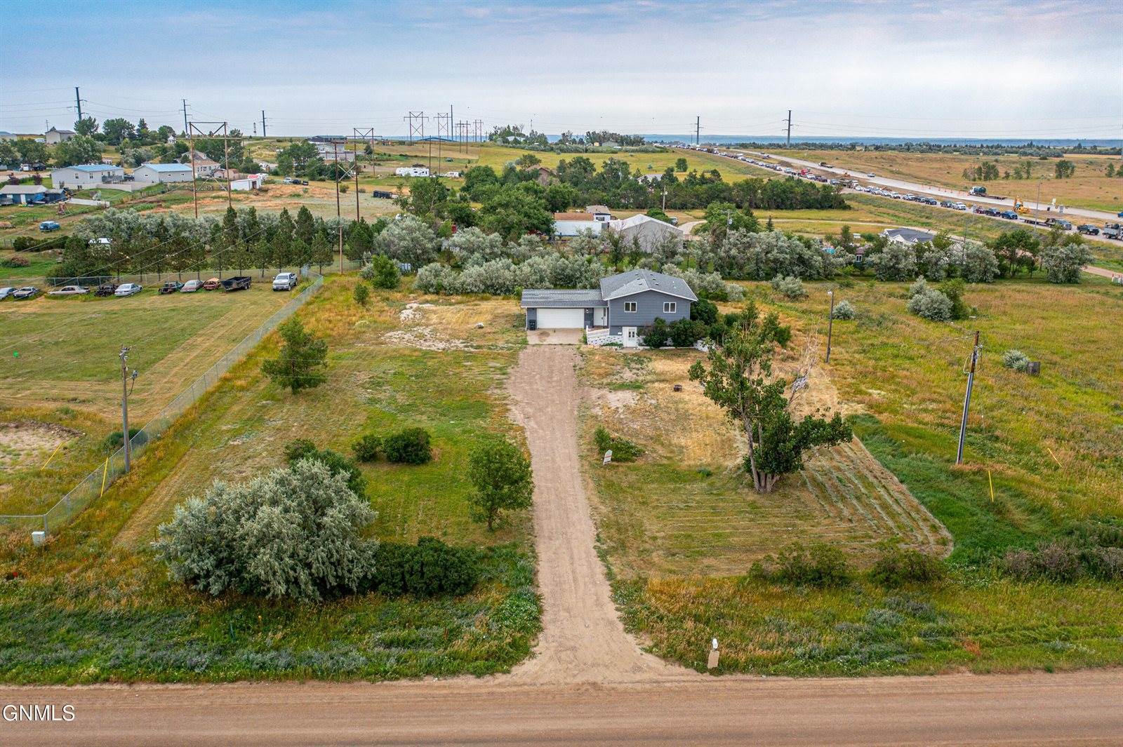 5008 143rd Avenue NW, Williston, ND 58801