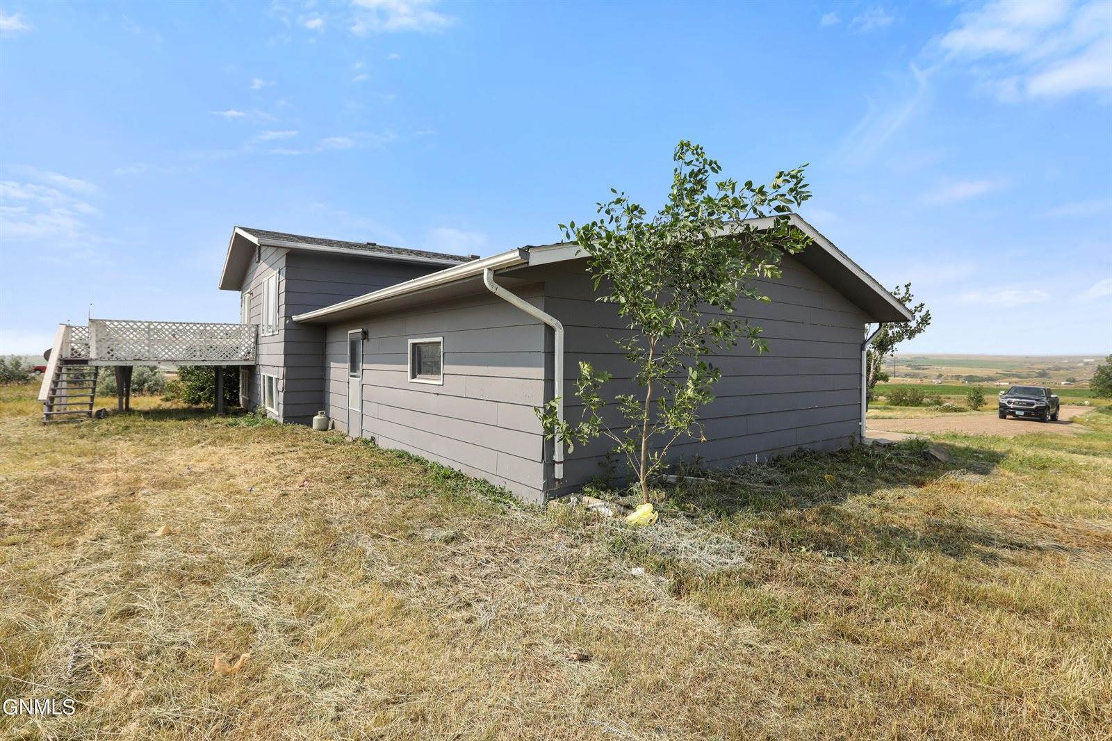 5008 143rd Avenue NW, Williston, ND 58801