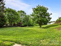 108 Arbridge Court, Mount Holly, NC 28120