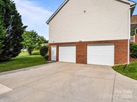 108 Arbridge Court, Mount Holly, NC 28120