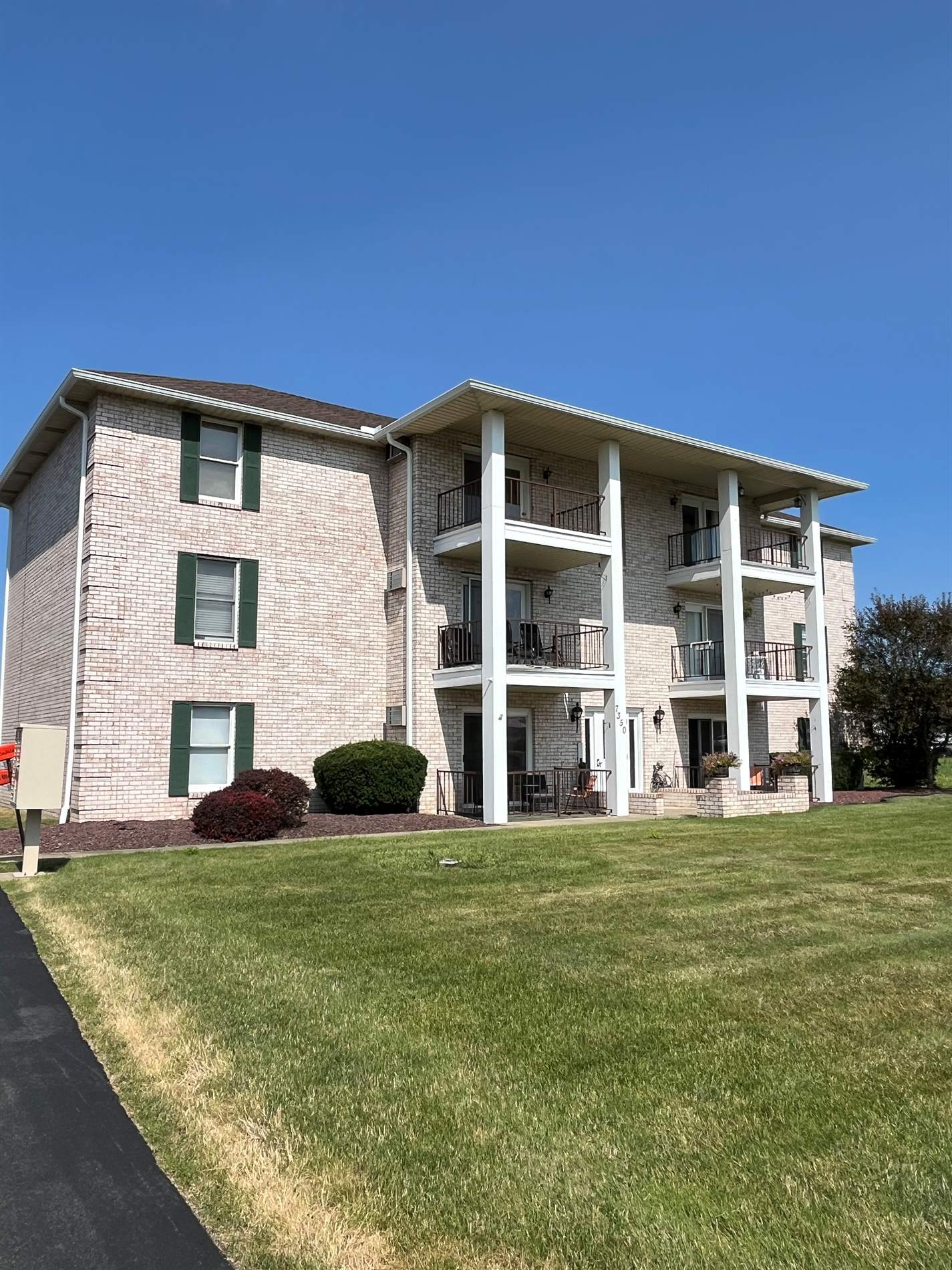 Eisenhower, Boardman, OH 44512