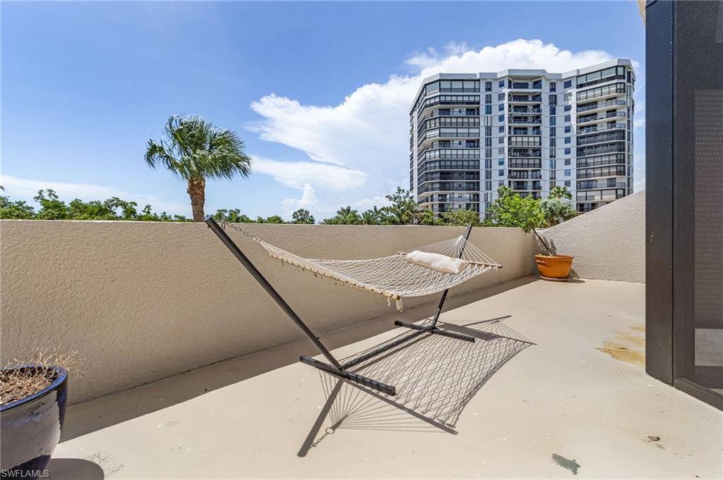 6001 Pelican Bay Blvd, #102, Naples, FL 34108