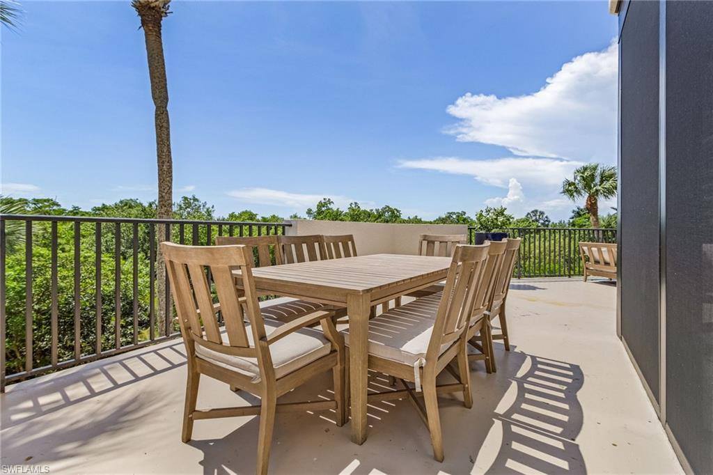 6001 Pelican Bay Blvd, #102, Naples, FL 34108